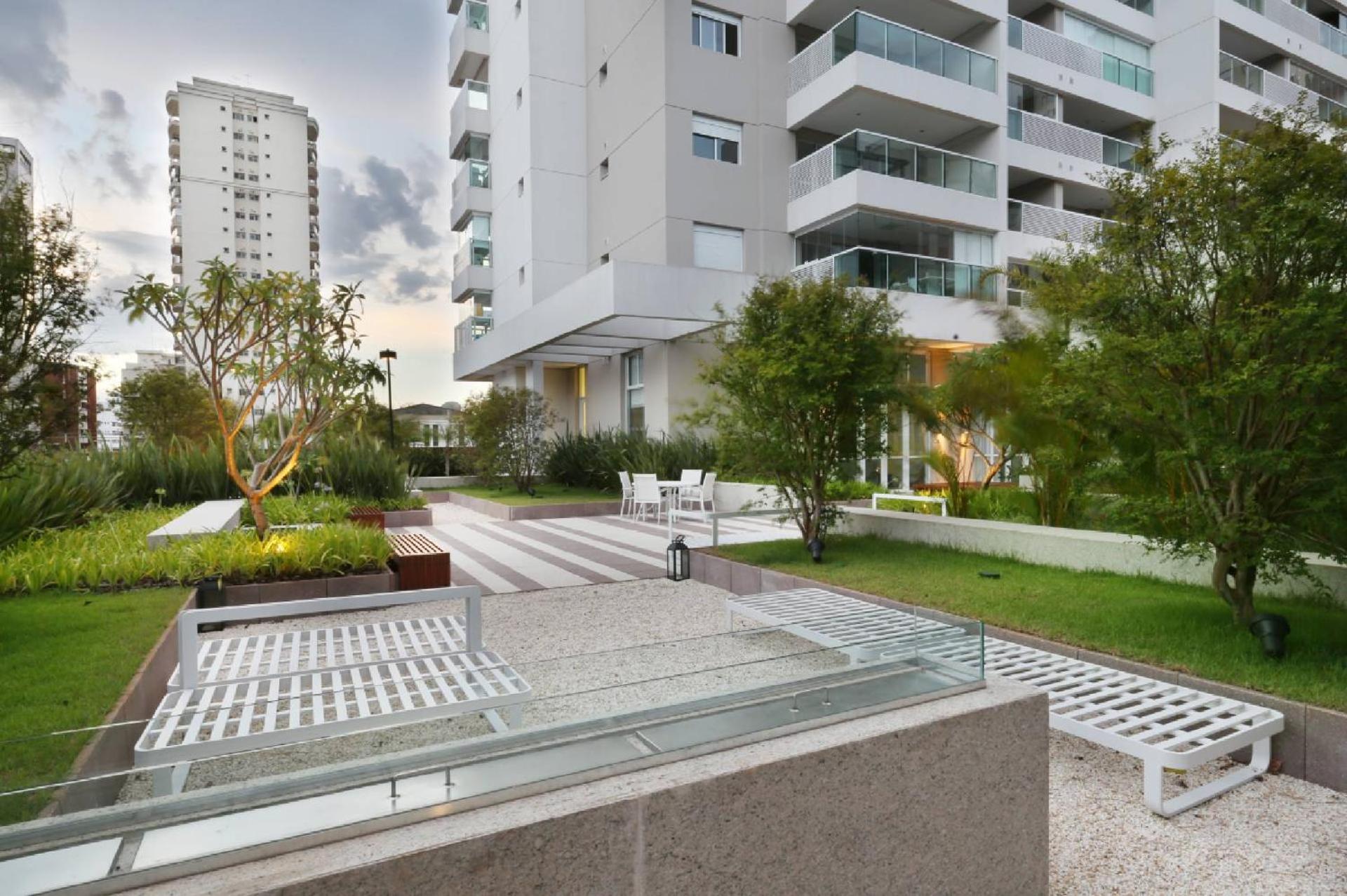 Apartamento Em *